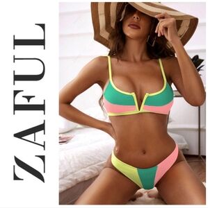 ZAFUL V-Neck Ribbed Bikini Top Swimwear - Light Yellow